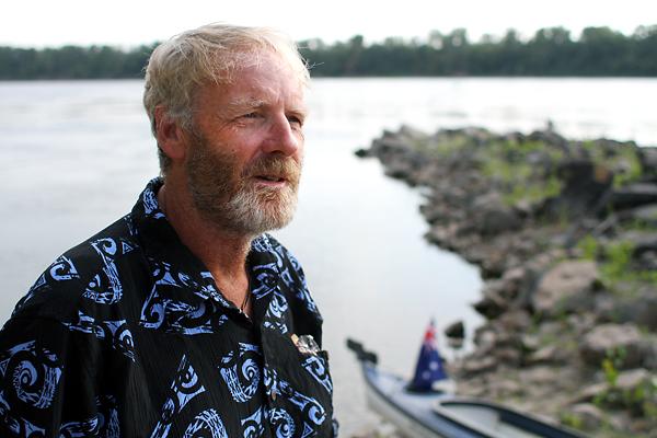 082312_kayaker_zb_123_001_t_w600_h475