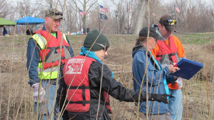Gale Johnson directing volunteers
